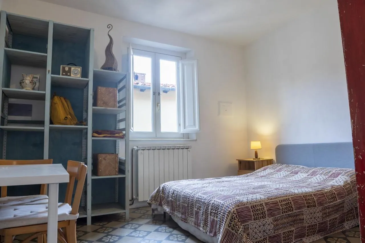 Apartment Appartamento Degli Asili - Affitti Brevi Italia Lucca
